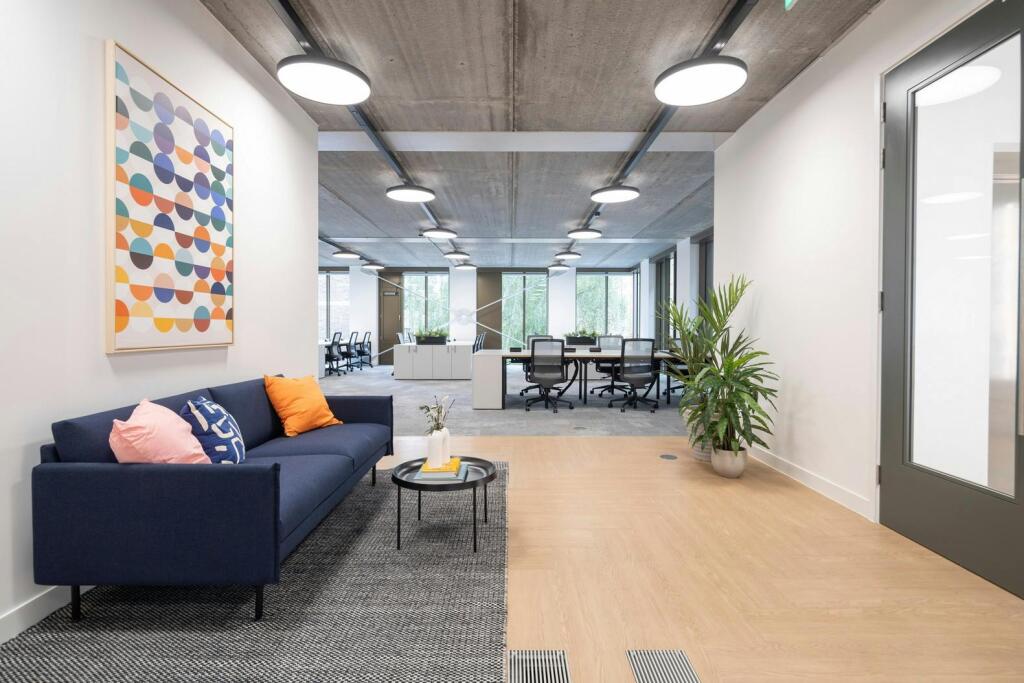 1st Floor - Reception