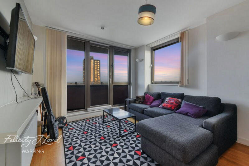Main image of property: Spencer Way, London