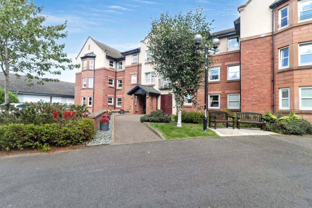 Main image of property: Glebe Street, Dumfries, DG1 2LU