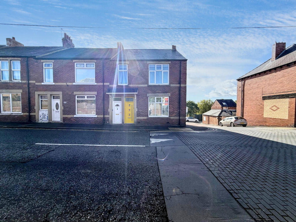 Main image of property: Derwent Street, Chopwell, Newcastle upon Tyne, Tyne and Wear, NE17 7HZ
