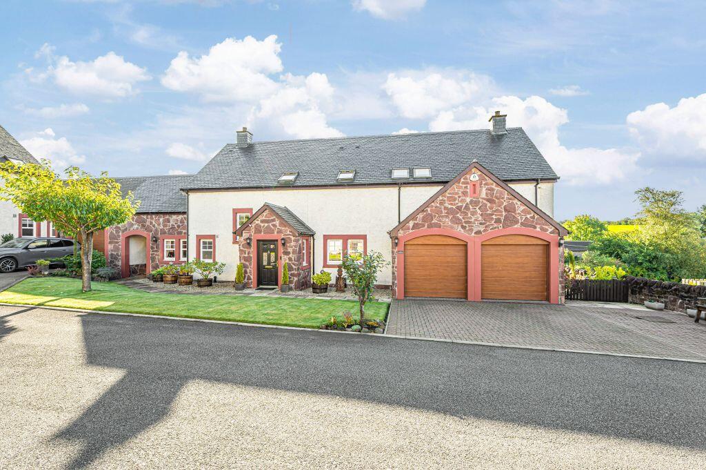 Main image of property: 4 Pitcairnie Lane, Carnbo, Kinross, KY13 0NA