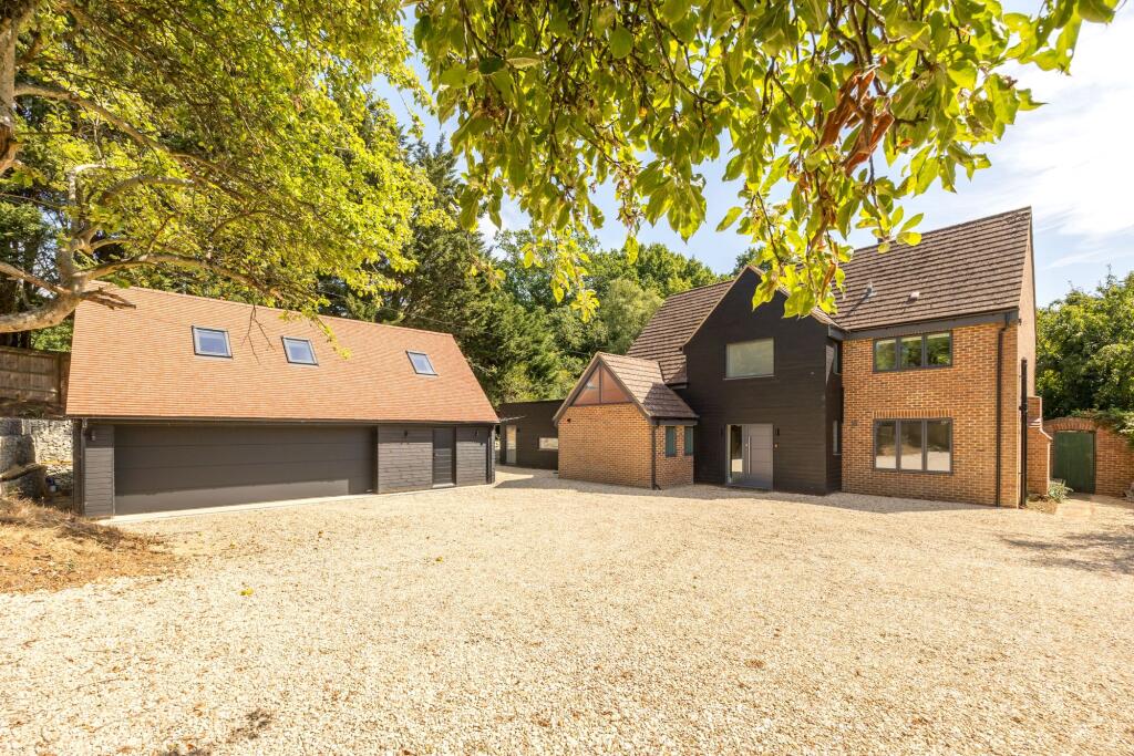Main image of property: Fox Lane, Boars Hill, OX1
