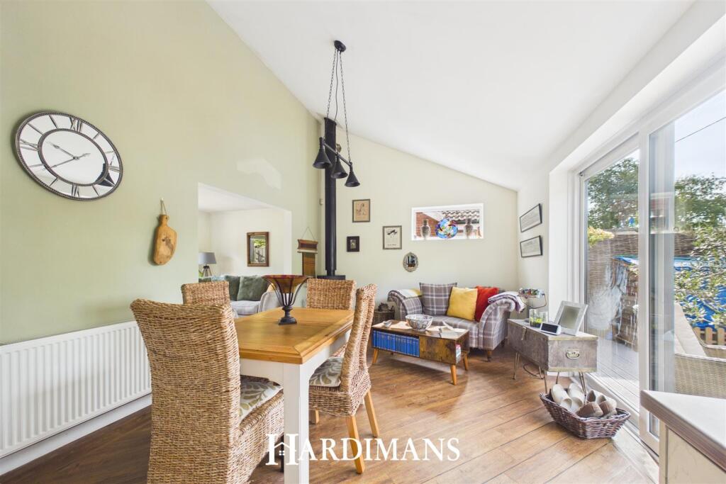Main image of property: Grand Avenue, Pakefield