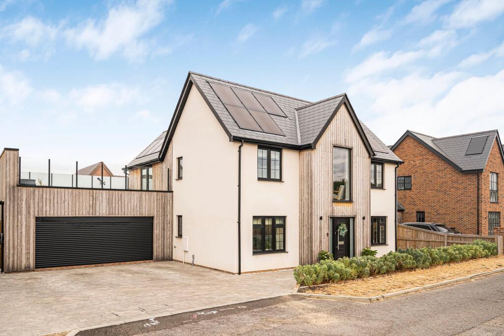 Main image of property: Ilett Crescent, Tadpole Garden Village, SN25