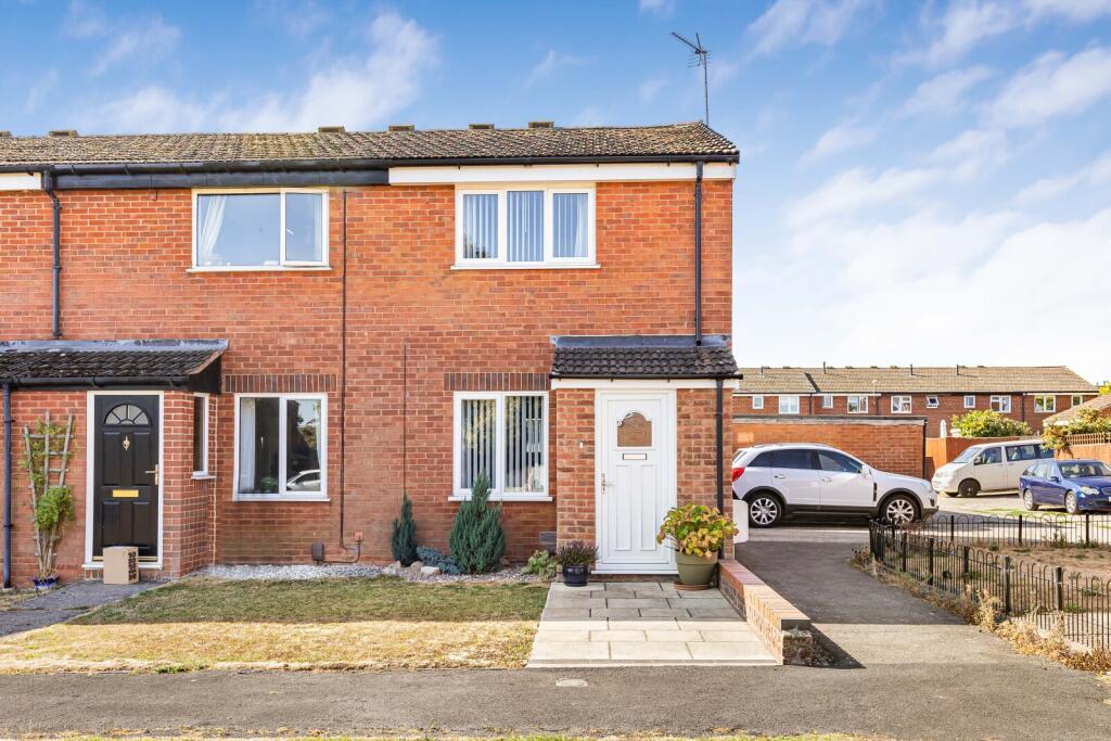 Main image of property: White Horse Crescent, Grove, Wantage, Oxfordshire, OX12