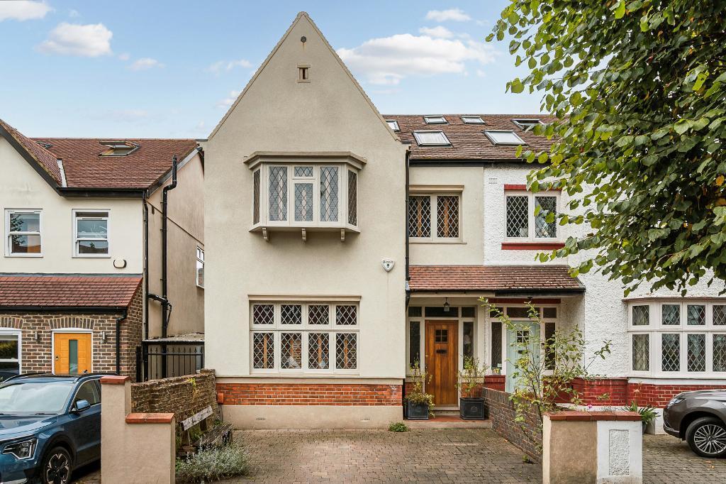 Main image of property: Niagara Avenue, Ealing, London, W5 4UD