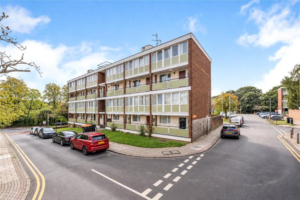 Main image of property: Ibsley Gardens, London, SW15
