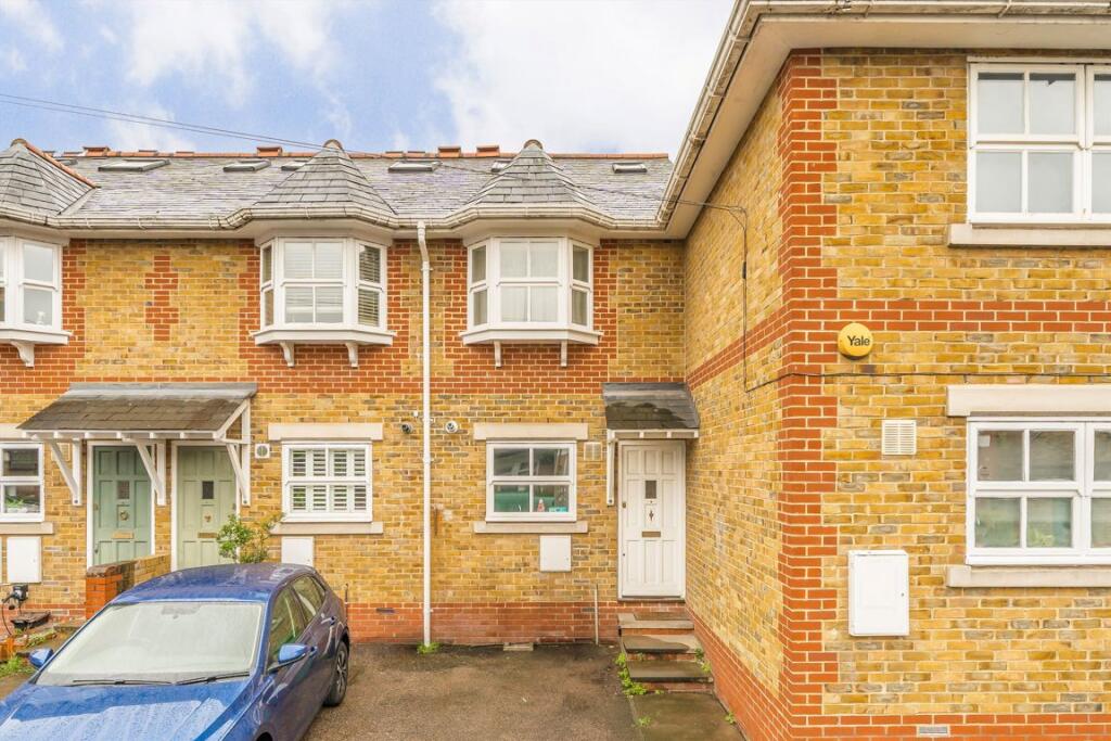 Main image of property: Iveley Road, Clapham