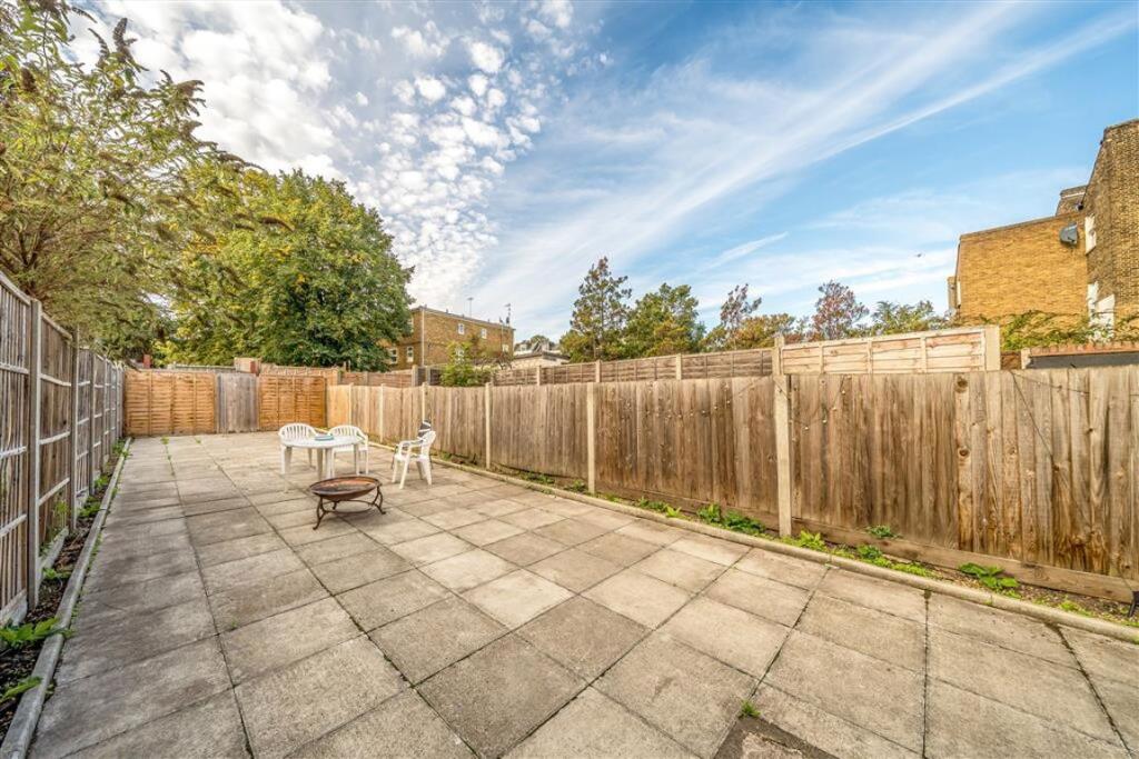 Main image of property: New Cross Road, New Cross
