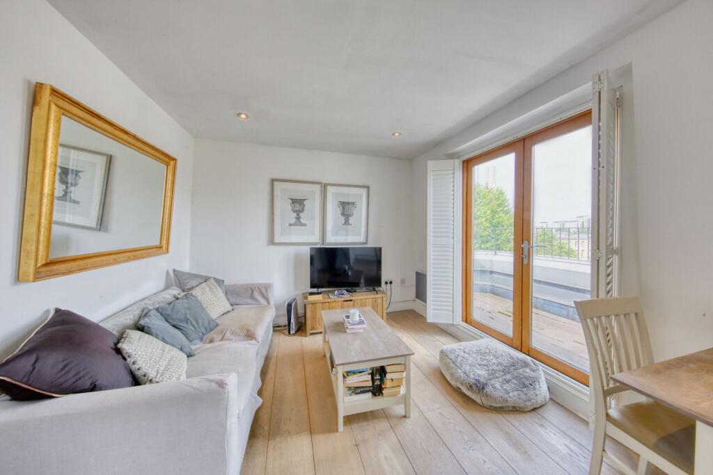 Main image of property: East Hill, Wandsworth, SW18