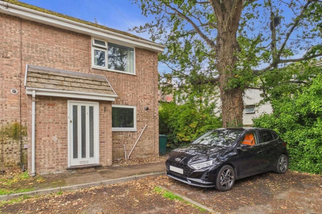 Main image of property: Eversley Court, Chester, CH2