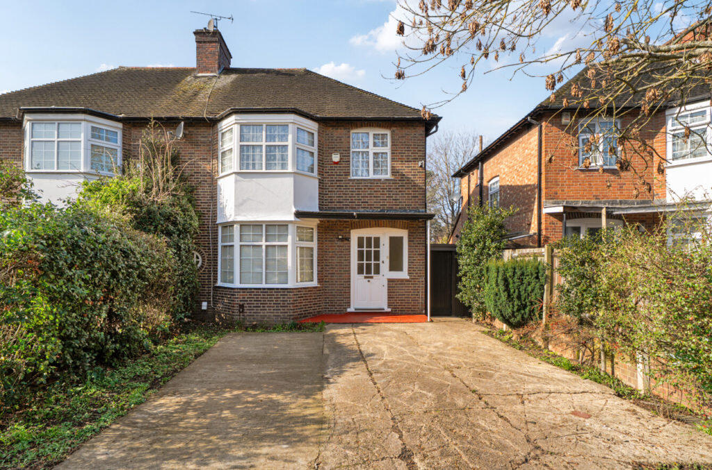 Main image of property: Pierrepoint Road, Acton, W3