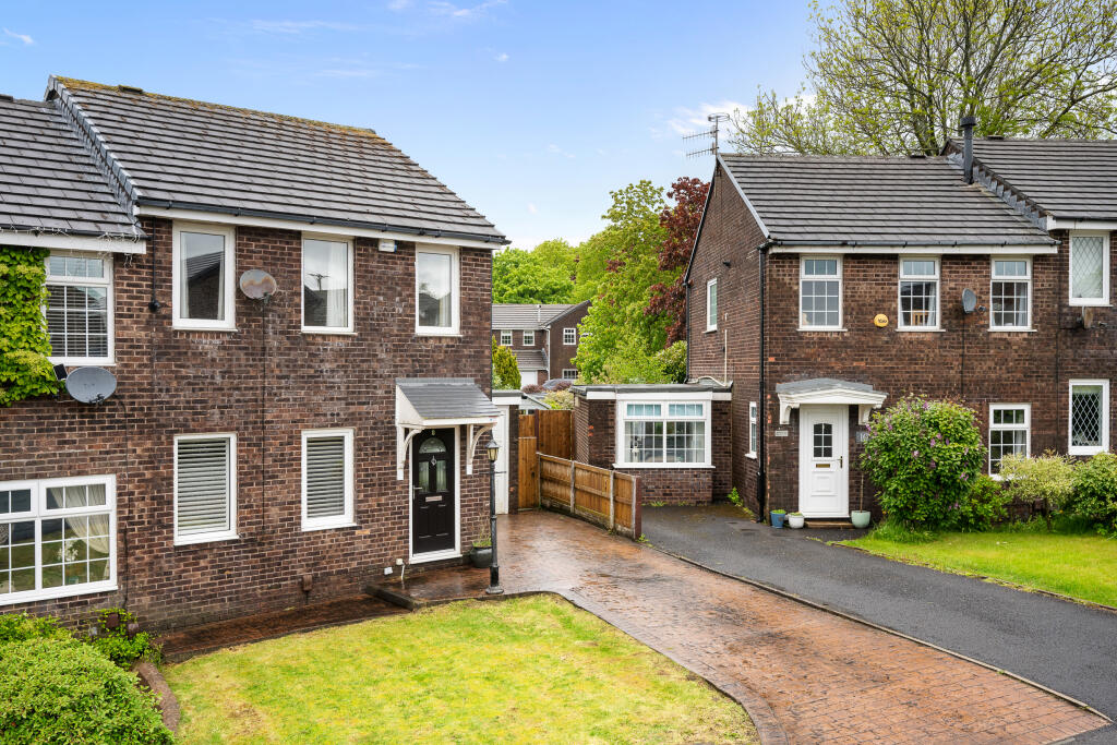 Main image of property: Inchfield, Worsthorne