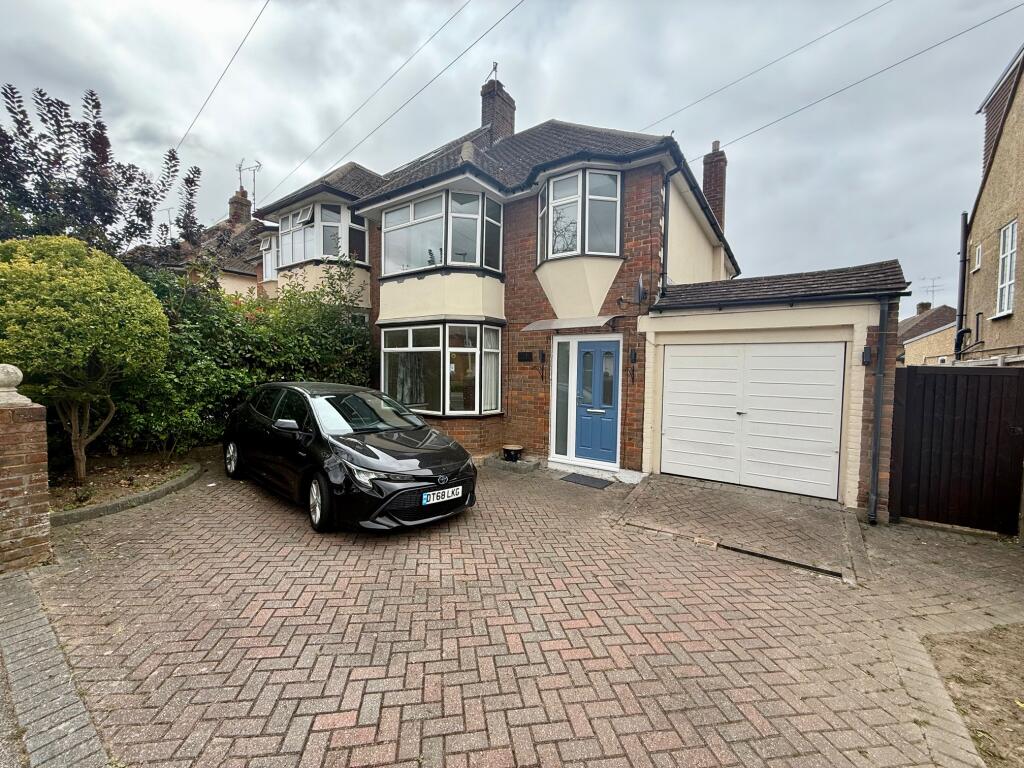 Main image of property: Marston Gardens, LU2