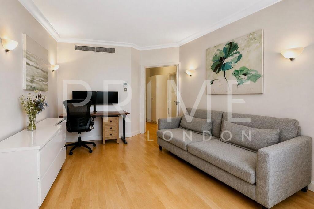 Main image of property: Whitehouse Apartments, 9 Belvedere Road, South Bank