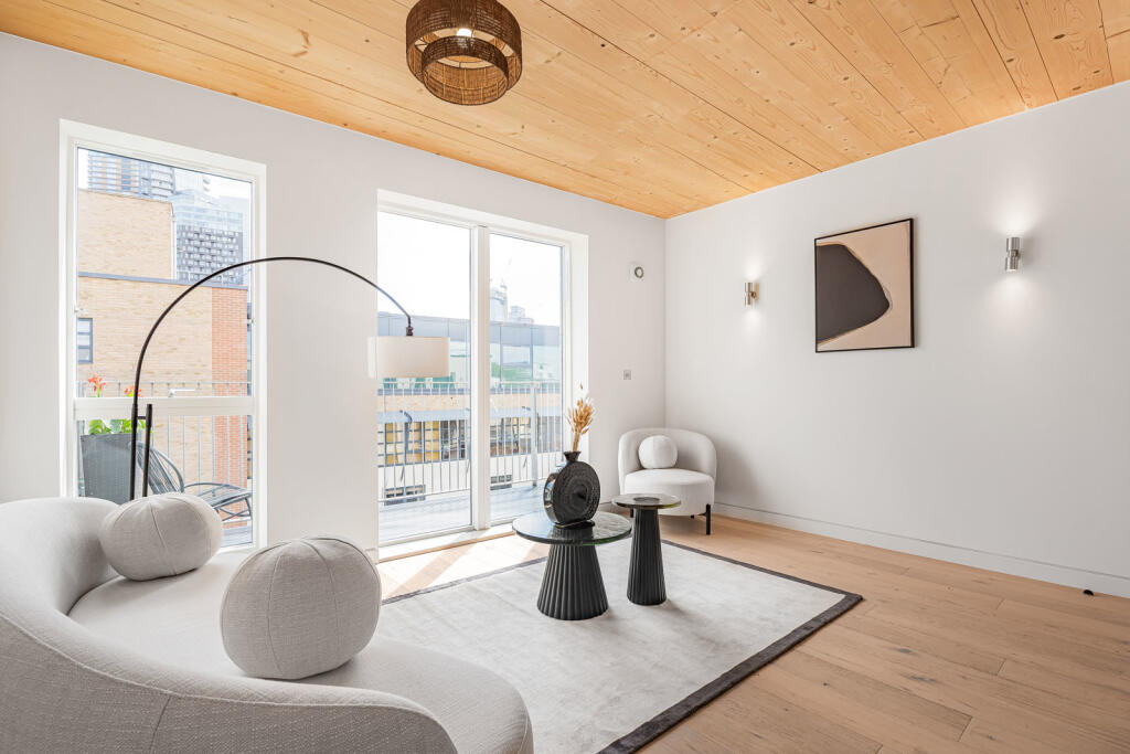 Main image of property: Curtain Place, London, EC2A