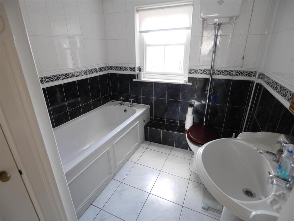 Main image of property: 25A Bridgegate, Howden