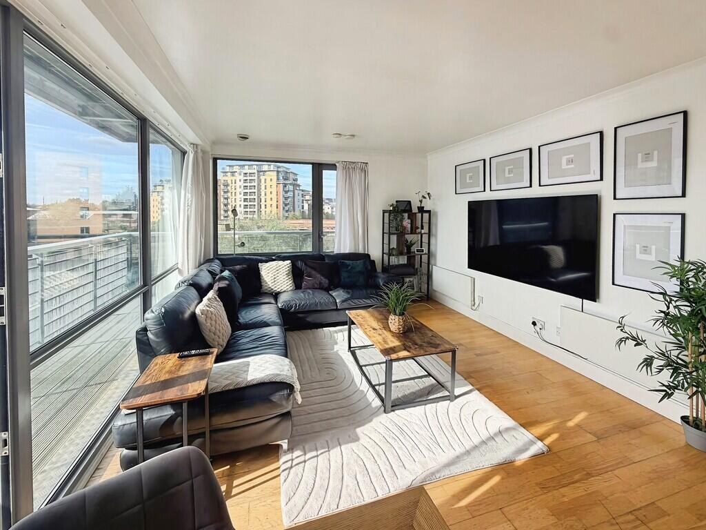 Main image of property: Merchants Quay, East Street