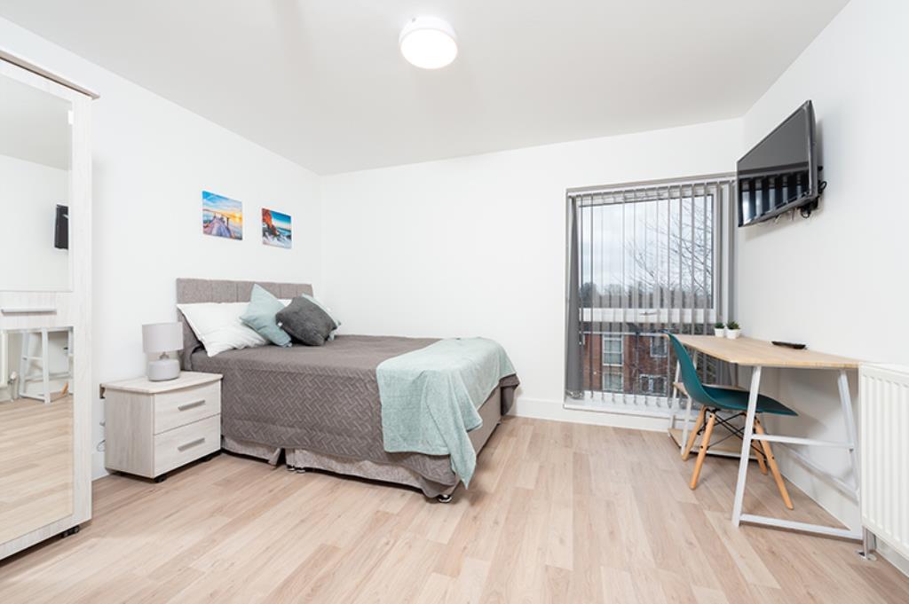 Main image of property: Harefields, Oxford OX2 8NR