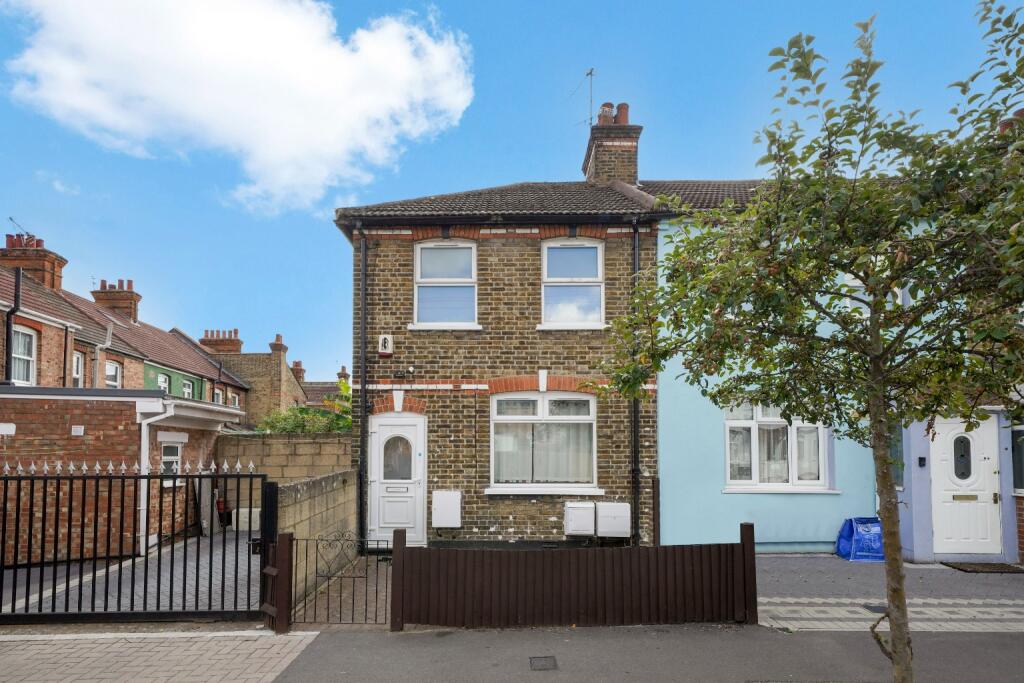 Main image of property: St Annes Road Wembley Middlesex HA0 2AW