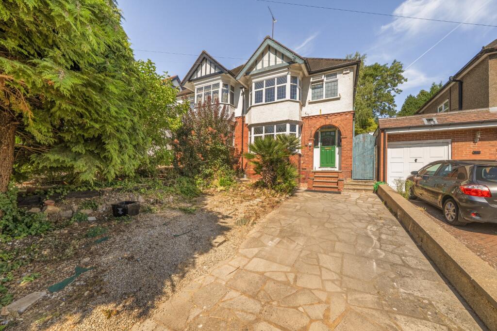 Main image of property: Cutenhoe Road, Luton, Bedfordshire, LU1 3NG