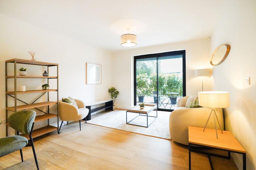 Main image of property: Apt 2 Lydgate Green Apartments, Crosspool, Sheffield, S10