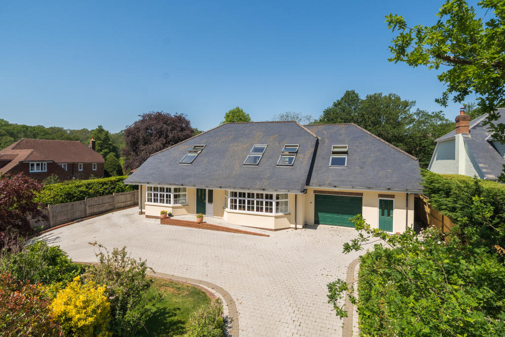 Main image of property: Cranleigh Road, Ewhurst, GU6