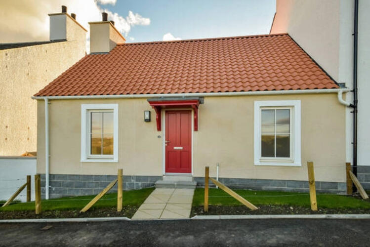 Main image of property: 4 Coal Rd,
Longniddry,
EH32 0FP