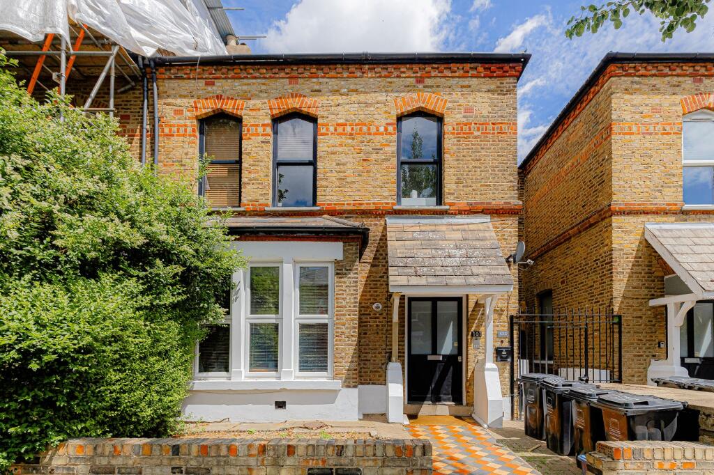 Main image of property: Finsbury Park Road, London, N4