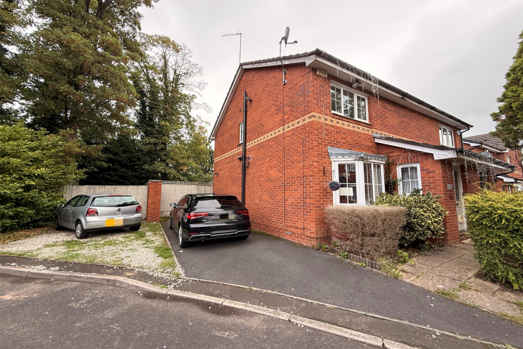Main image of property: Petworth Close, Manchester