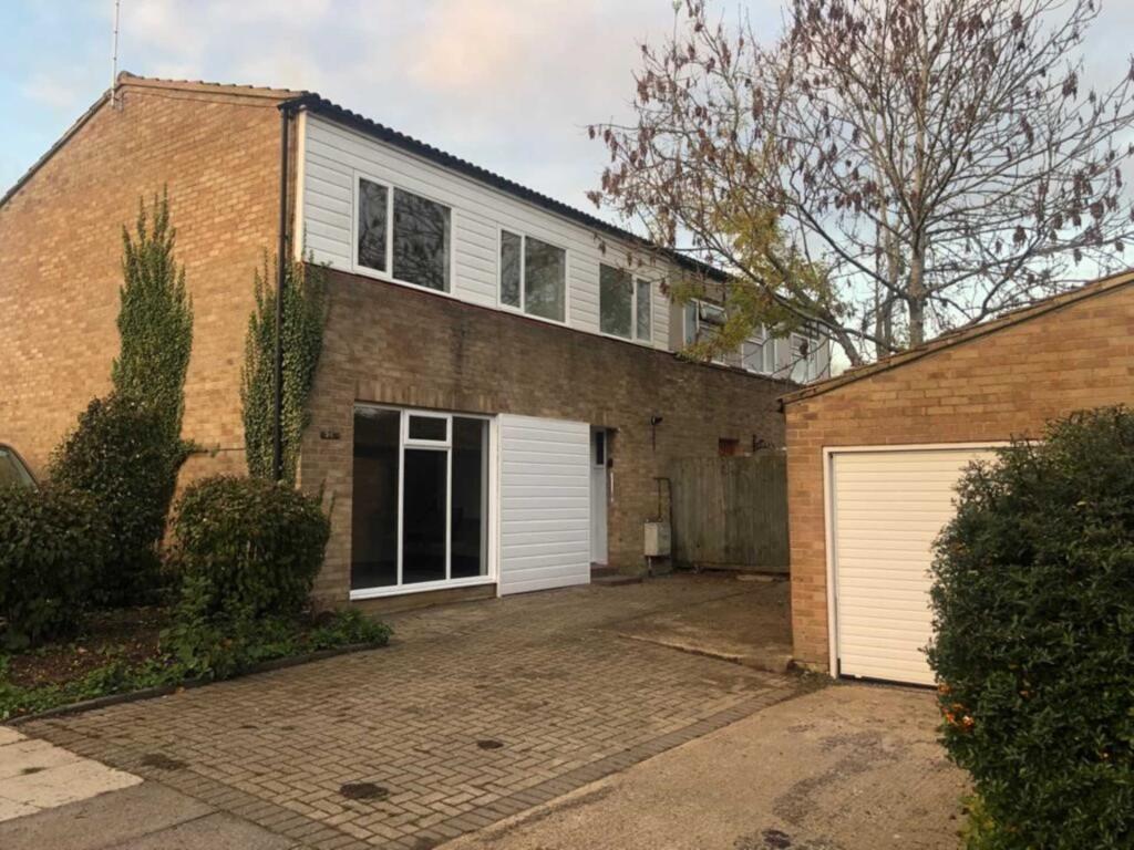 Main image of property: Broomfield, Stacey Bushes
