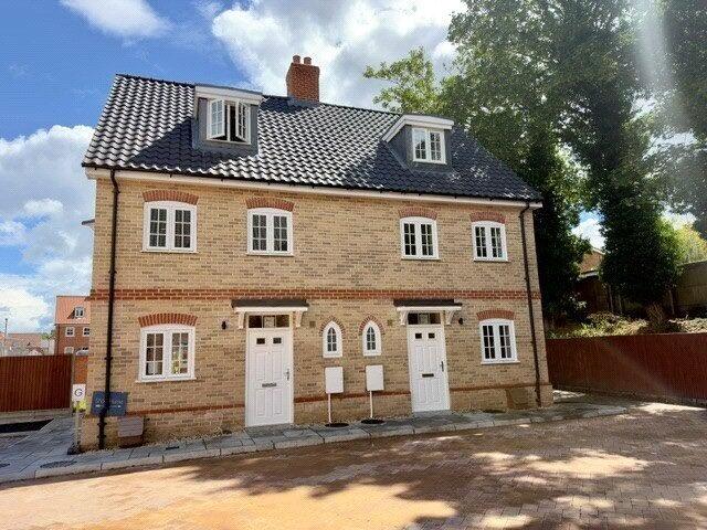 Main image of property: Abbots Gate, Laundry Lane, Bury St Edmunds, Suffolk, IP33