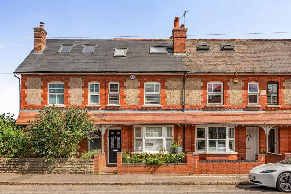 Main image of property: Limpsfield Road, Warlingham, CR6