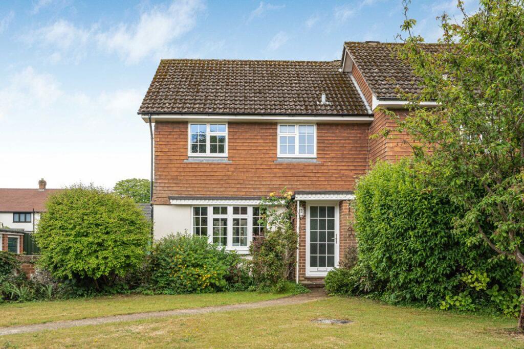 Main image of property: The Crossroads, Effingham
