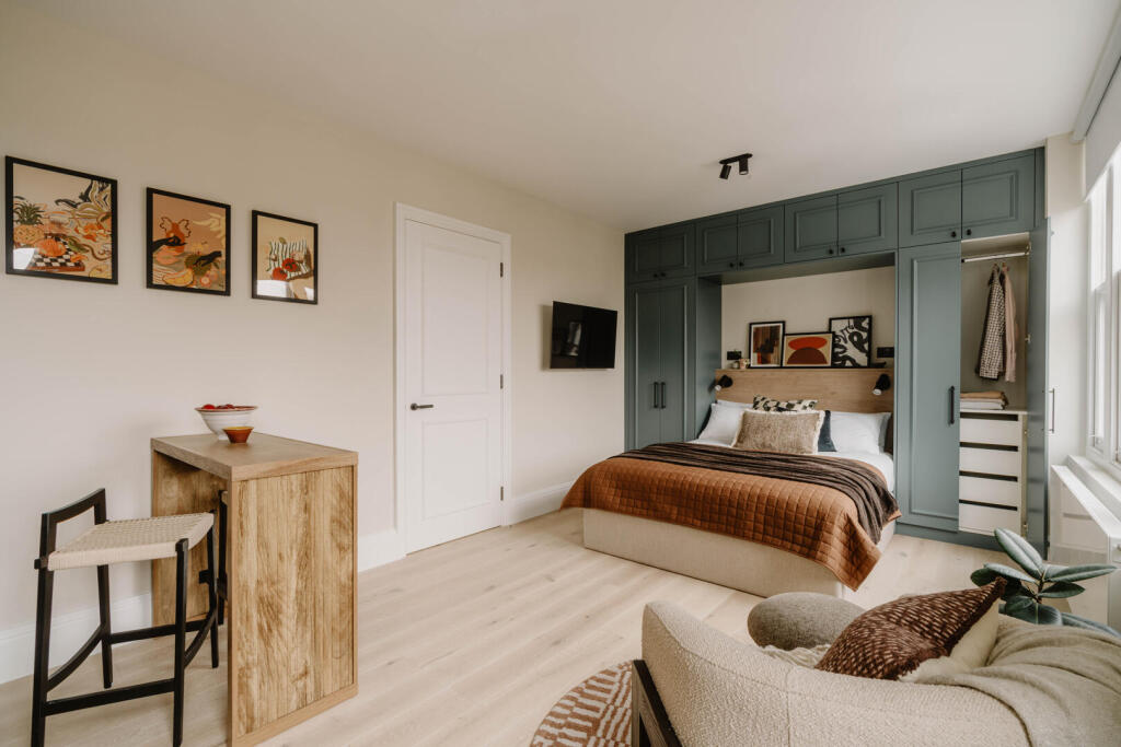 Main image of property: 40 Tavistock Road