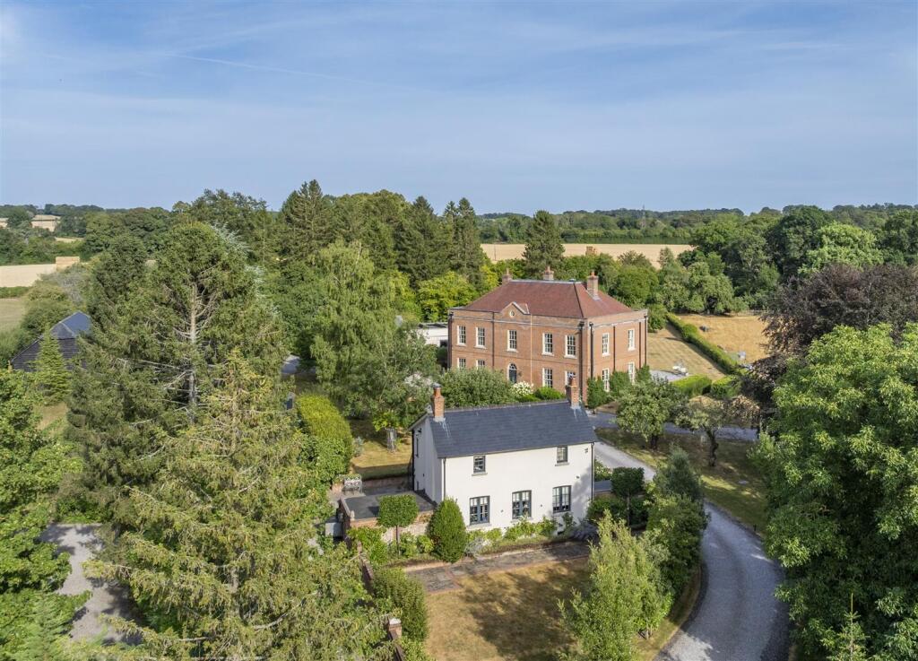 Main image of property: Ropley