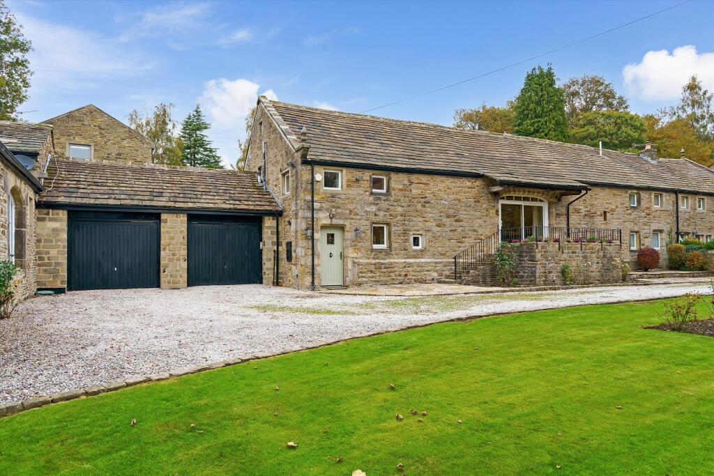 Main image of property: Kildwick Hall Mews, Kildwick, Keighley, North Yorkshire, BD20
