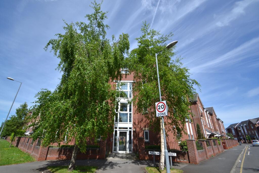 Main image of property: 157 Chorlton Road, Hulme, Manchester, M15 4JG