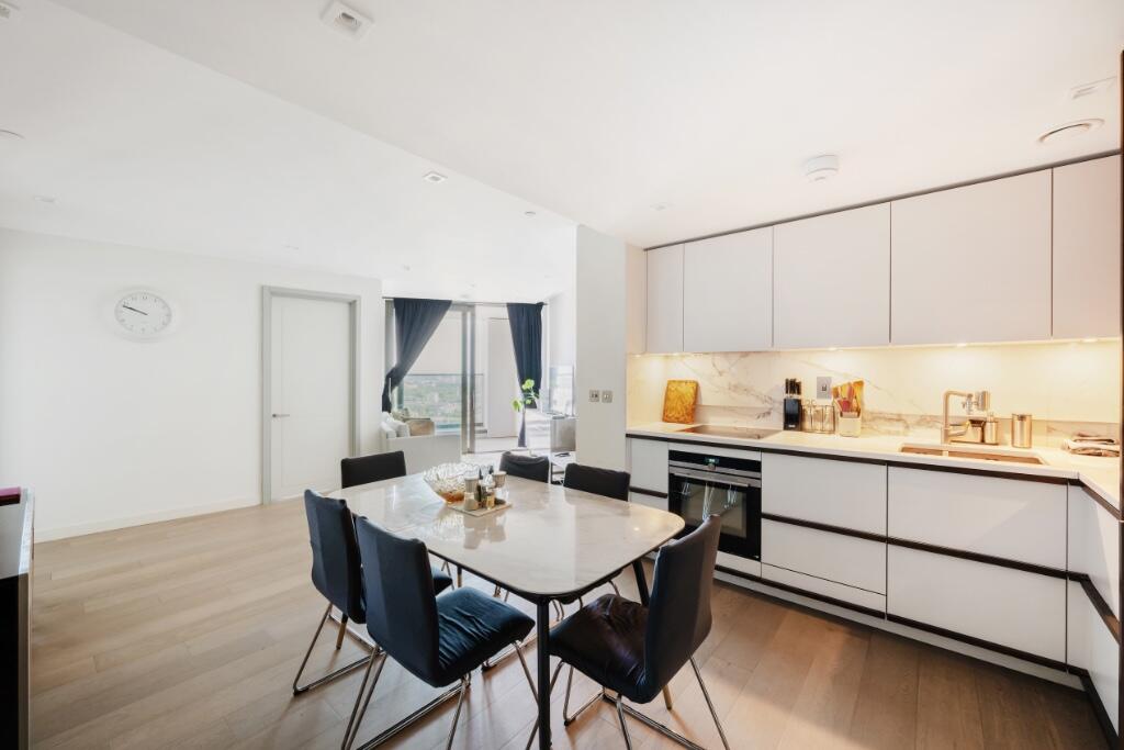 Main image of property: Westmark Tower, W2 1BW