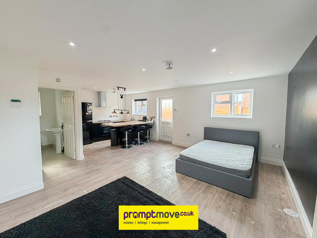 Main image of property: Ashcroft Road Luton LU2 9AA