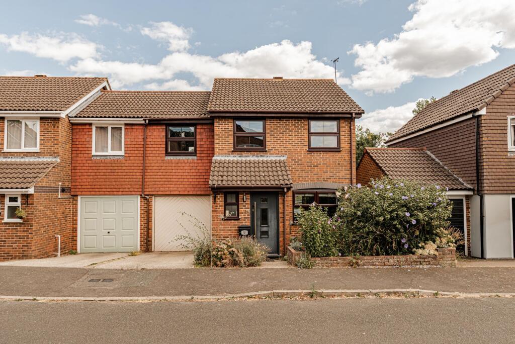 Main image of property: Cremer Place, Faversham, ME13