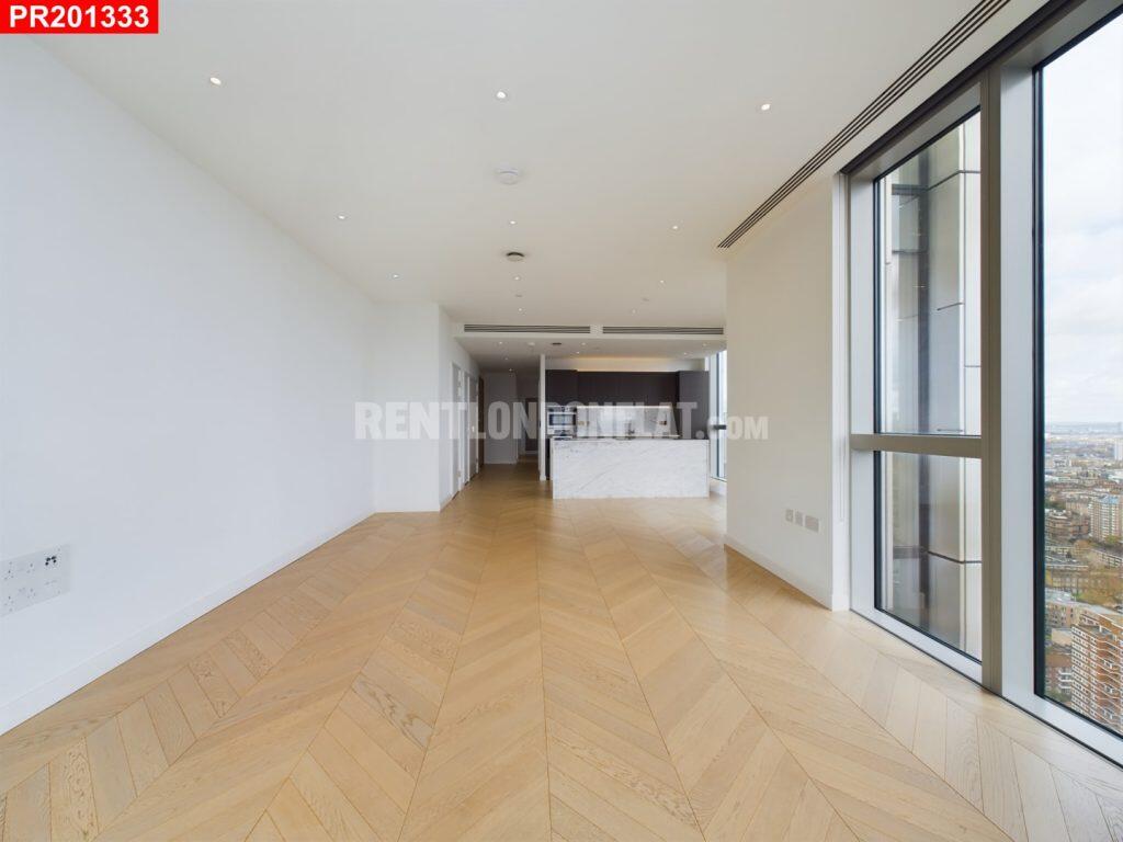 Main image of property: Old Street – 2 Bedrooms Flat