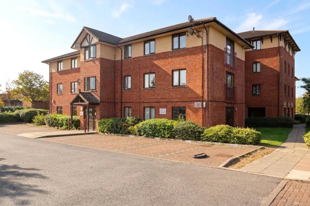 Main image of property: Moorgate, Leadenhall, MK6