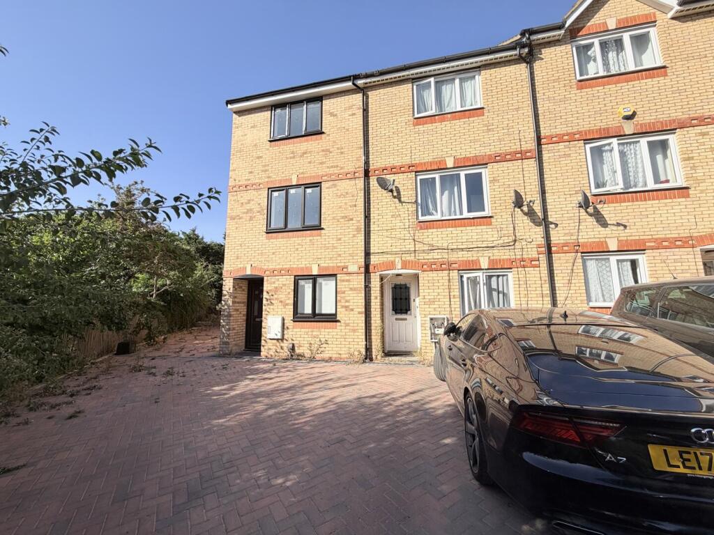 Main image of property: Dunraven Avenue, Luton