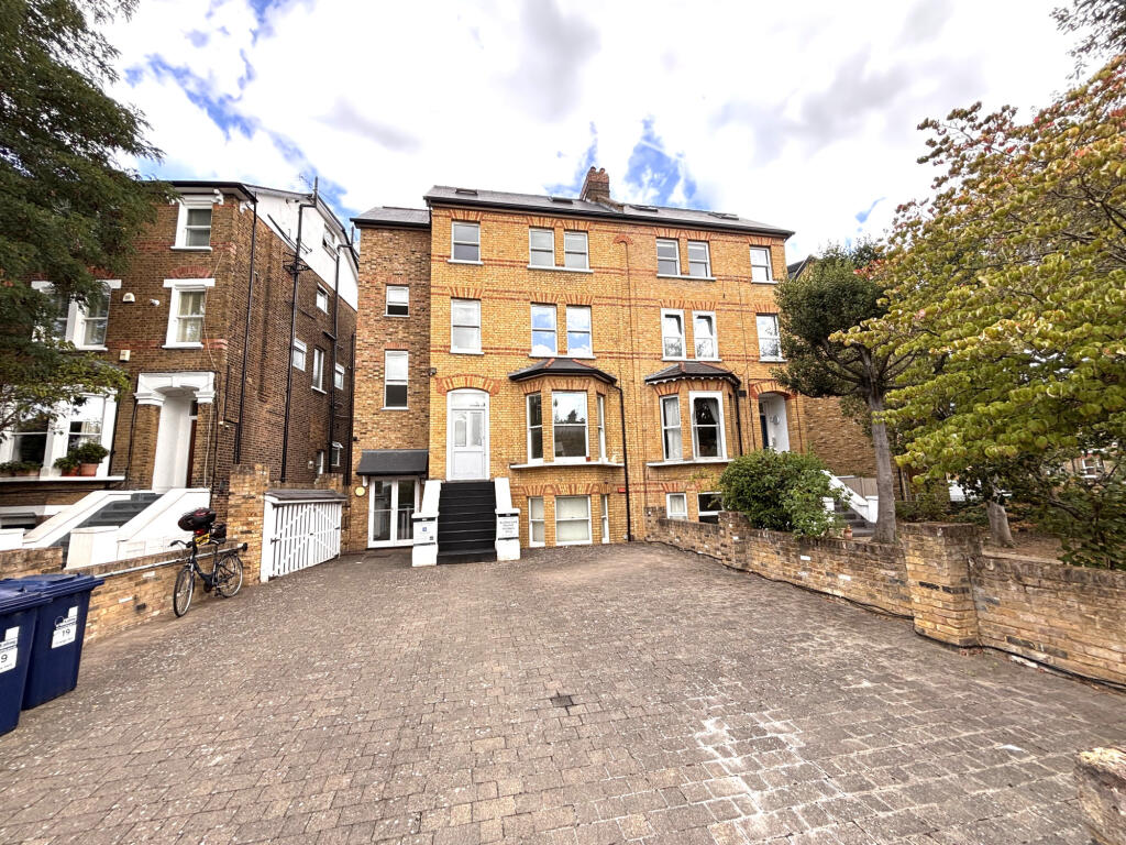 Main image of property: Grange Park, London, W5
