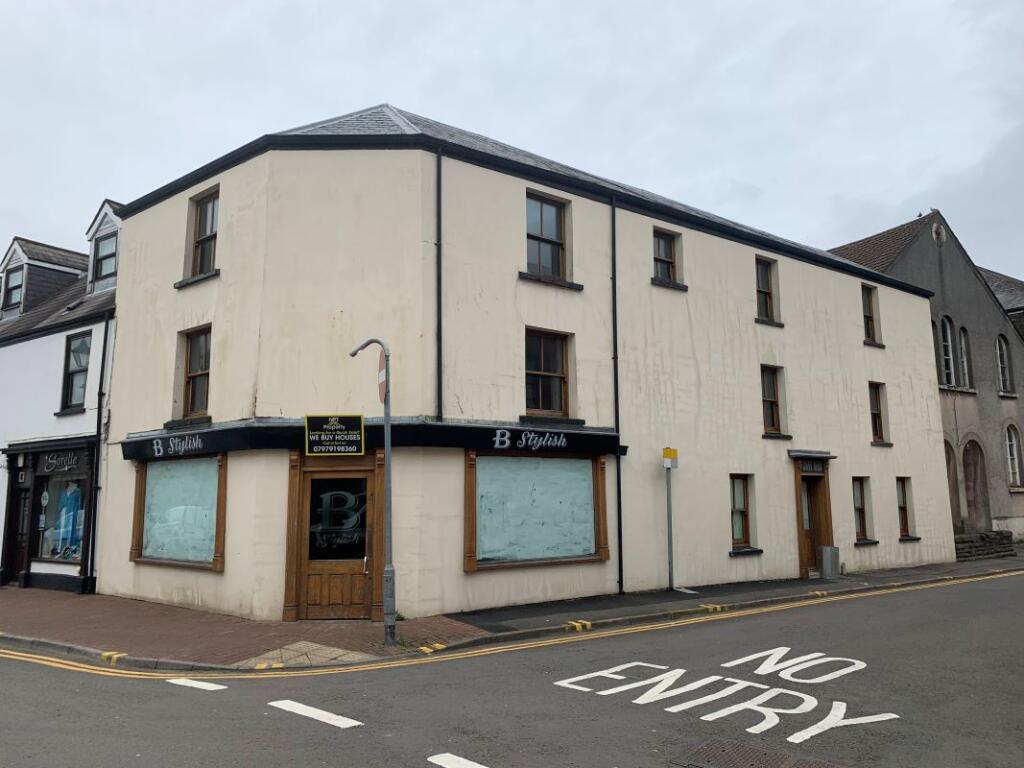 Main image of property: 30 High Street, Neath, West Glamorgan, SA11 3GA