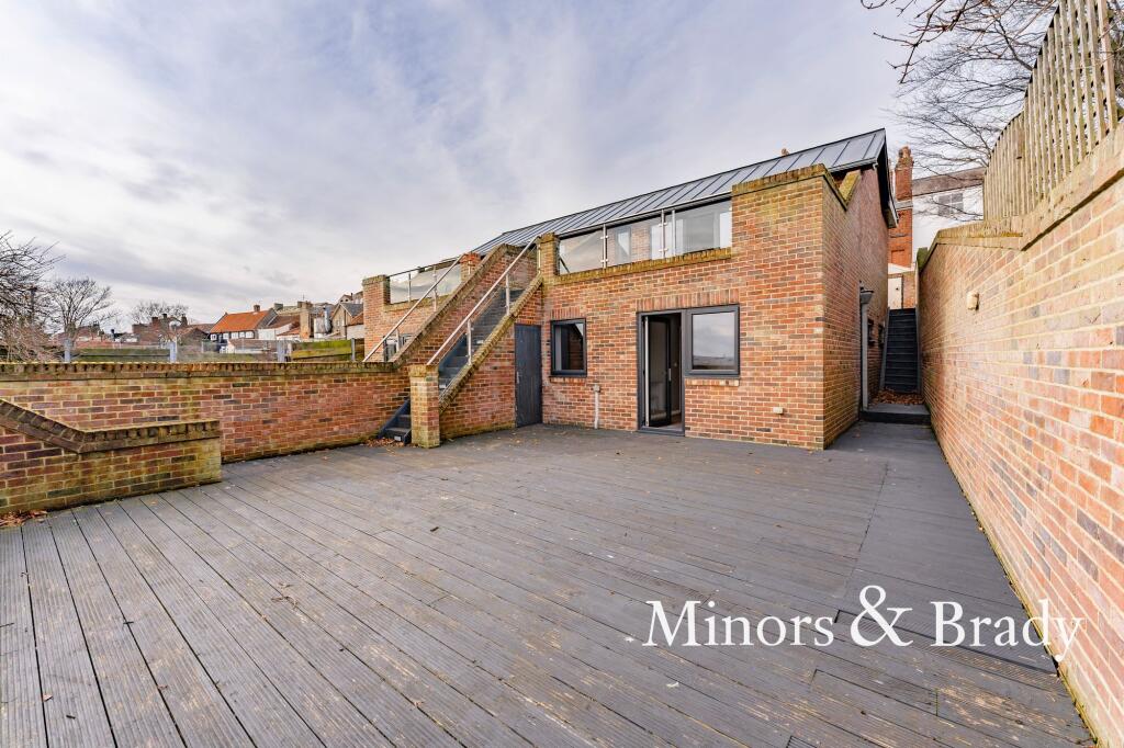 Main image of property: High Street, Lowestoft