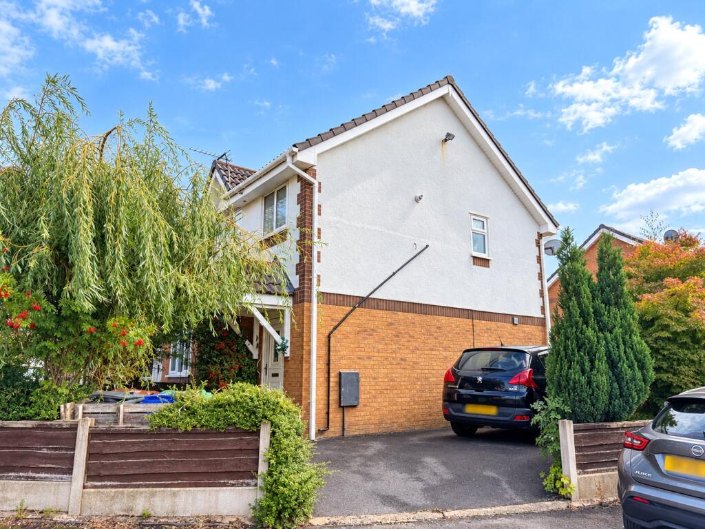 Main image of property: Aldermoor Close, Openshaw, Manchester, M11