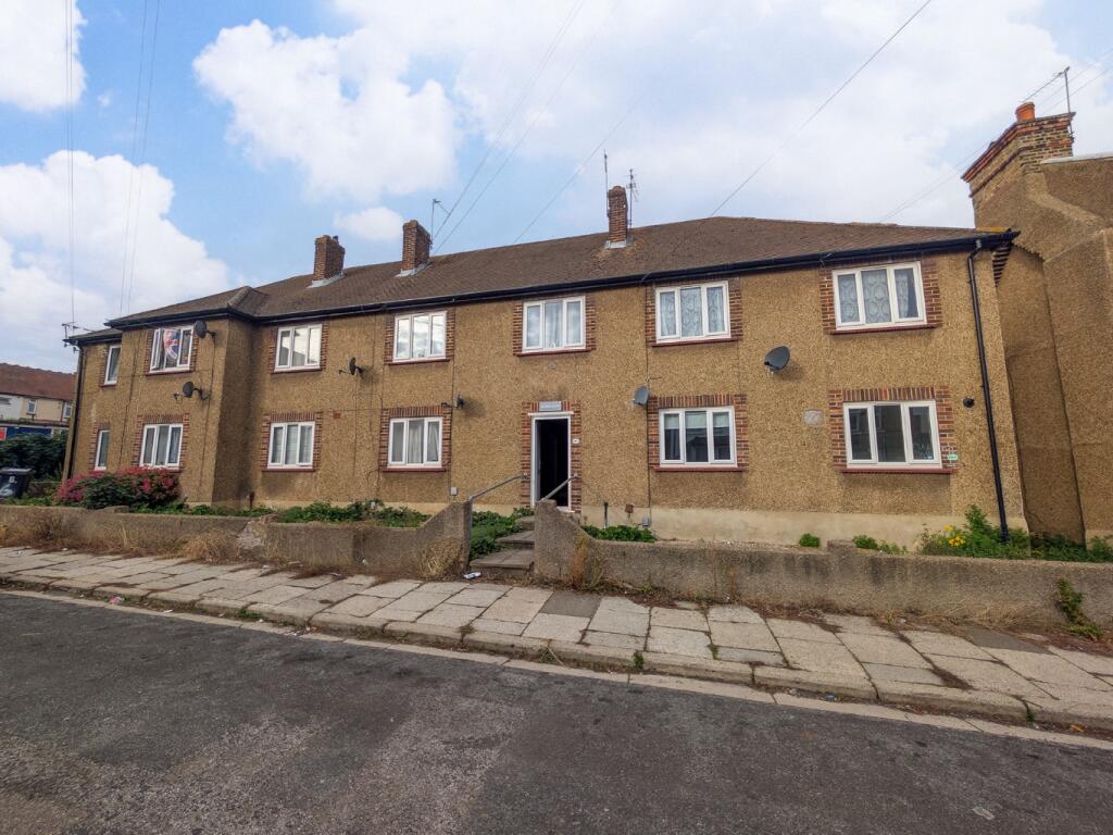 Main image of property: Alfred House, Alfred Road, Gravesend, Kent, DA11 7QE