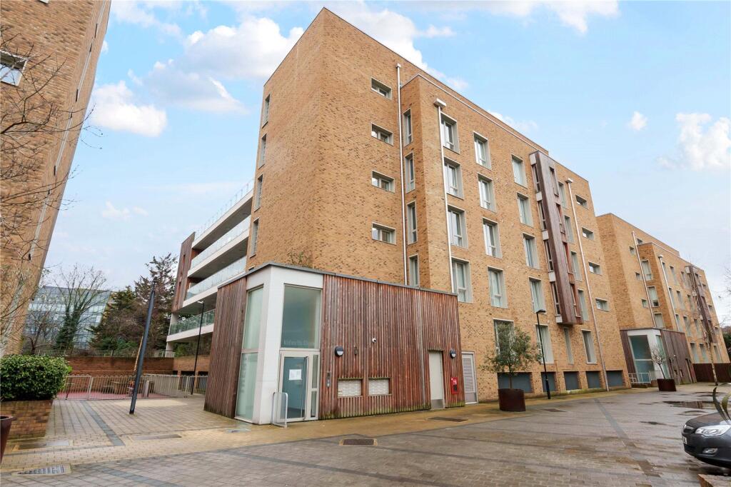 Main image of property: Kidwells Close, Maidenhead